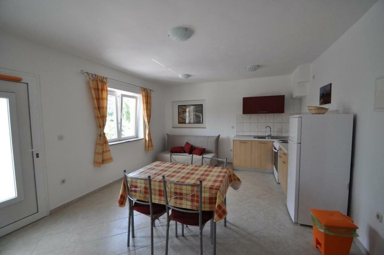 Apartment In Vrbnik/Insel Krk 36796 エクステリア 写真