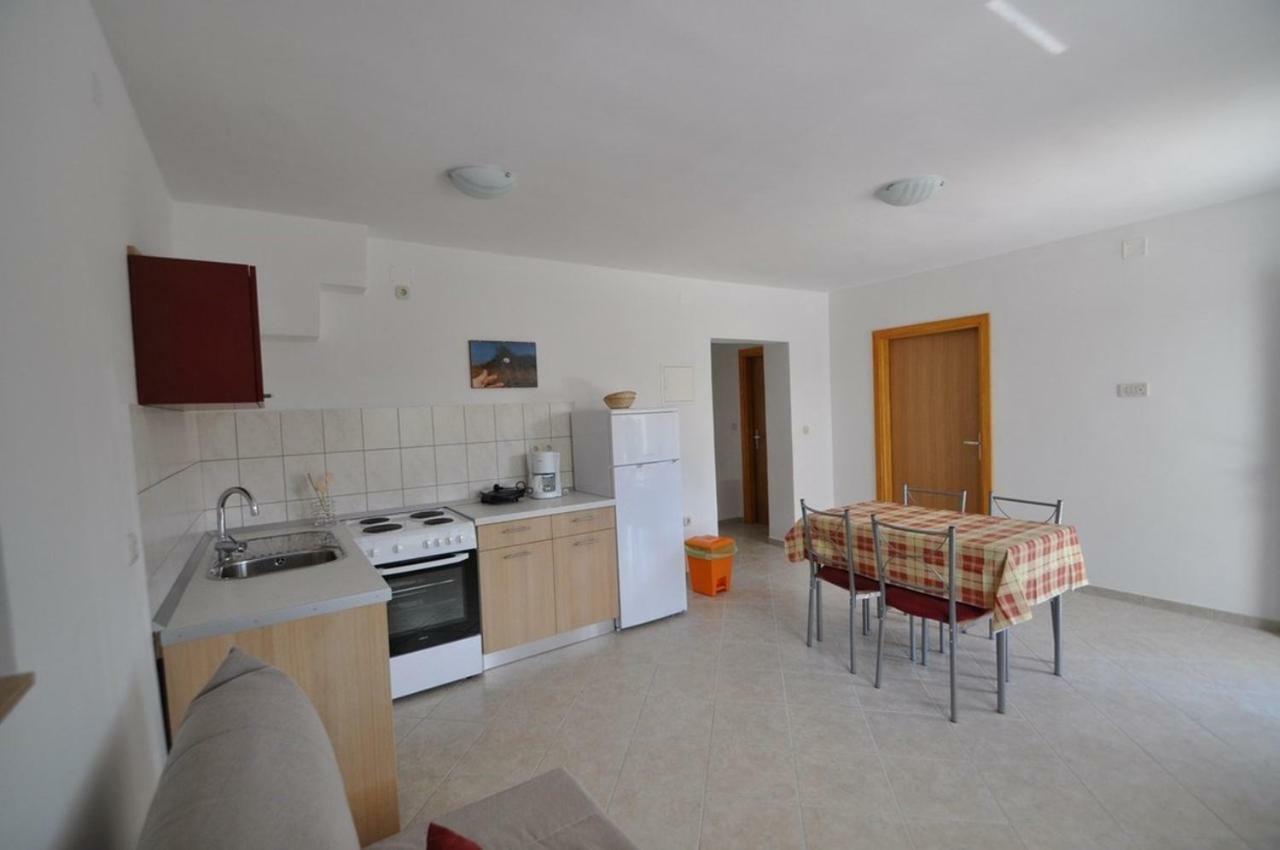 Apartment In Vrbnik/Insel Krk 36796 エクステリア 写真